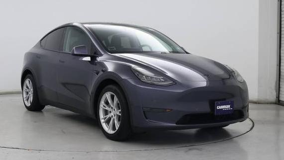 TESLA MODEL Y 2021 5YJYGDEE8MF077233 image